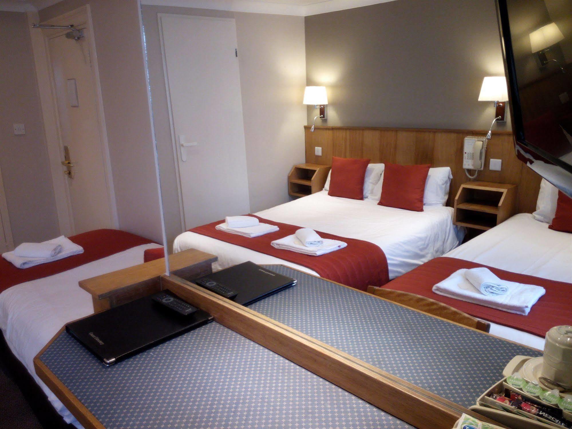 Columbus Hotel Лондон Екстер'єр фото