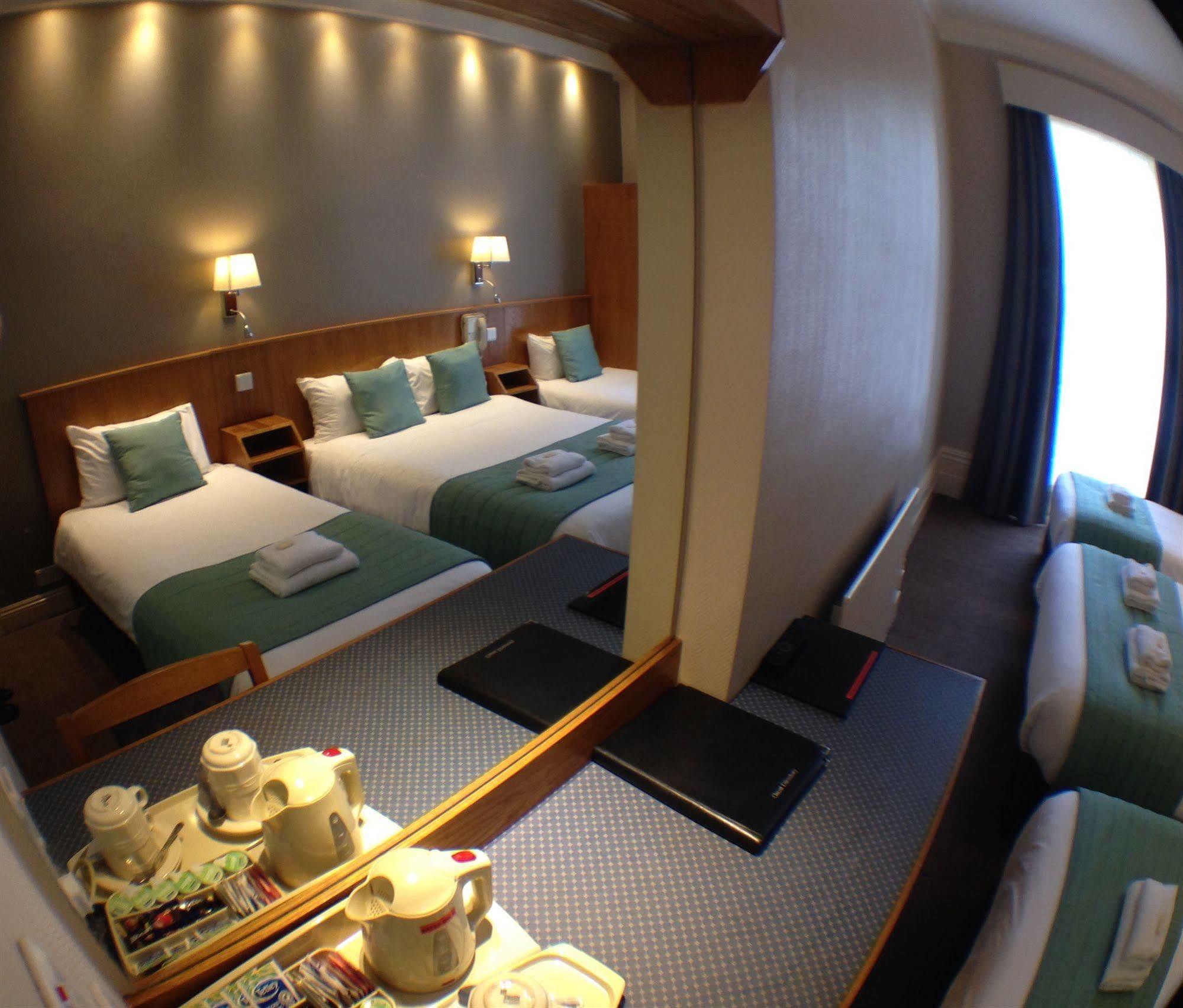 Columbus Hotel Лондон Екстер'єр фото