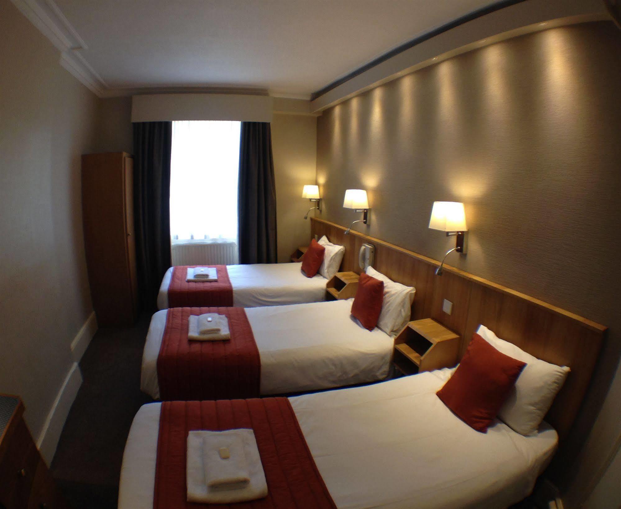 Columbus Hotel Лондон Екстер'єр фото